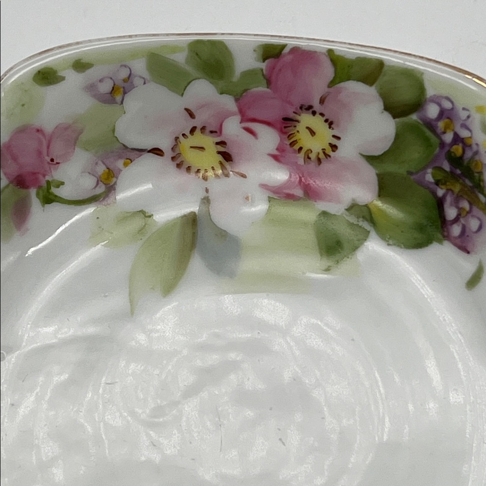Vintage Nippon Hand-Painted Floral Trinket Dish With 2 Handles and Gold Trim - Picture 2 of 11
